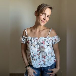 American Eagle Top Off Shoulder White Pink Floral Multiway Festival